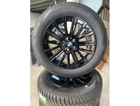 Roues hiver compl&egrave;tes Origine BMW S&eacute;rie 2, jantes 17 pouces, style 833 DOT24, r&eacute;f&eacute;rence BMW : 6891174  GRE