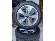 Roues hiver complètes Origine Audi Q4 Sportback F4N à 5 branches, Bridgestone 235/55-255/50R19 89A601025B