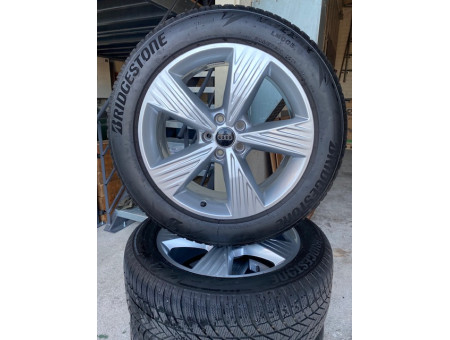 Original Winterr&auml;der Audi Q4 Sportback F4N 5-Arm Bridgestone 235/55-255/50R19 89A601025B
