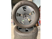 Winterr&auml;dern Original Audi Q8, e-tron 5 Arm Aero Design "dark" Bridgestone 255/55R19 4KE601025AG